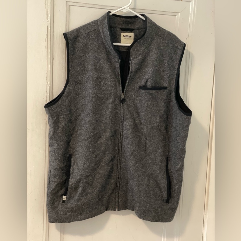 The Alpaca RitterVest - Light Charcoal